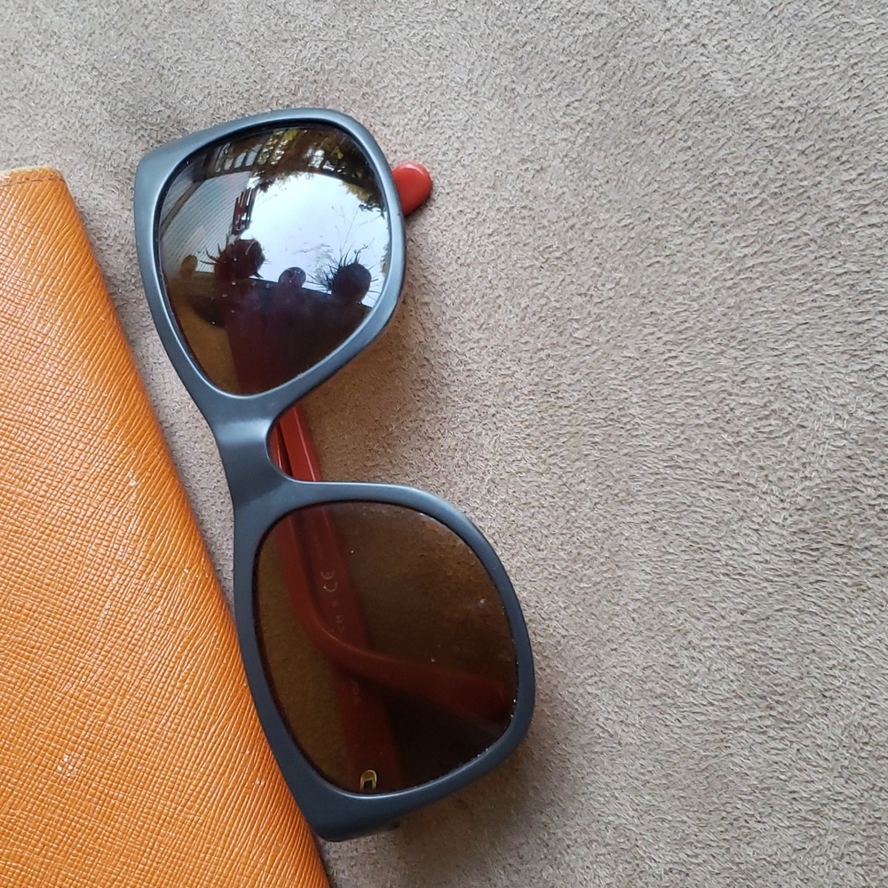 Tory Burch Frames/Case - image 6